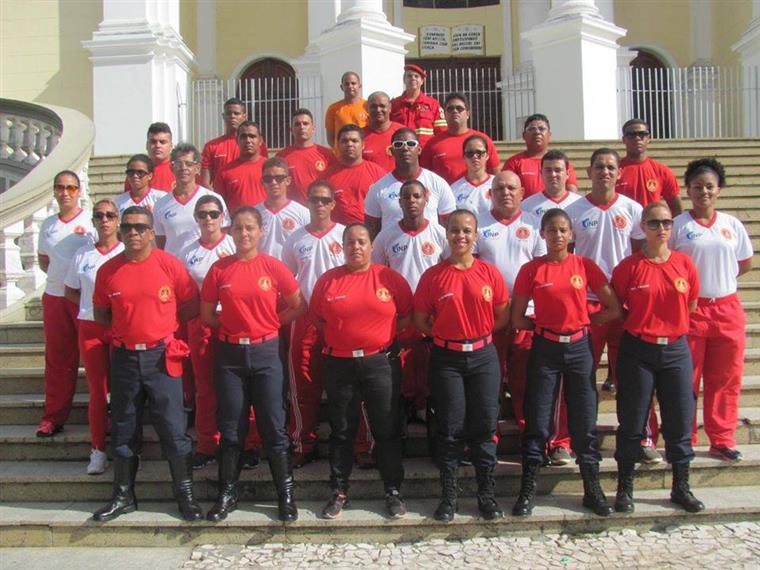 Câmara de Ilhéus convida população para debater sobre manutenção de bombeiros civis em estabelecimentos.